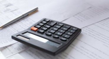 Data wpływu faktury i odliczenia podatku VAT